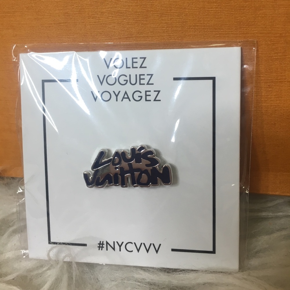 Louis Vuitton pin from NYC VVV Exhibition